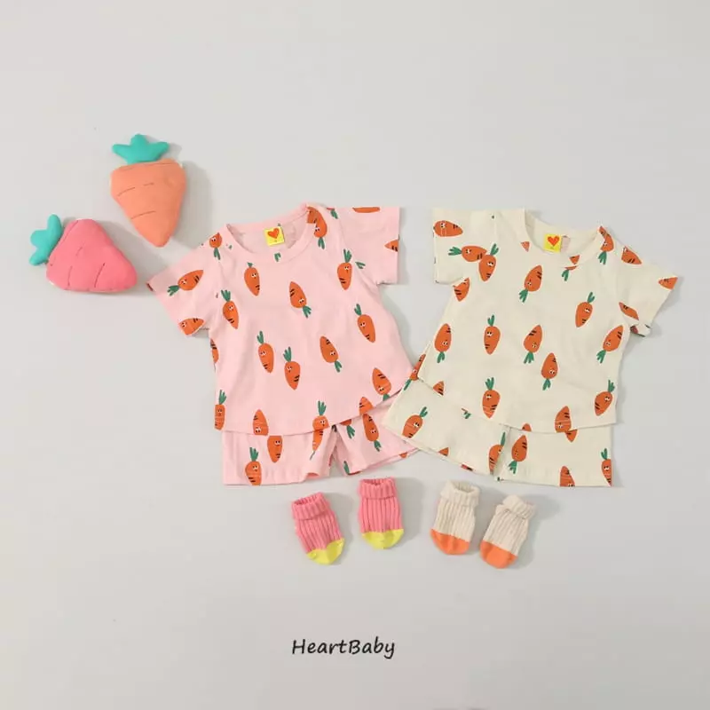 Heart Baby - Korean Children Fashion - #childrensboutique - Carrot Short Sleeves Top Bottom Set - 3