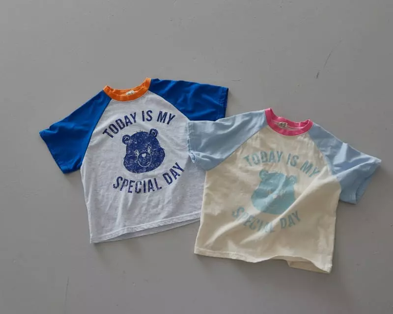 Honeybee - Korean Children Fashion - #childofig - Color Bear Raglan Tee