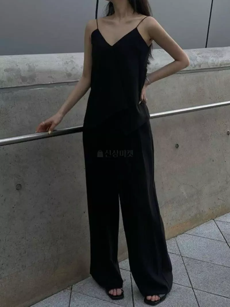 Howl - Korean Women Fashion - #momslook - Bene Sasun Sleeveless