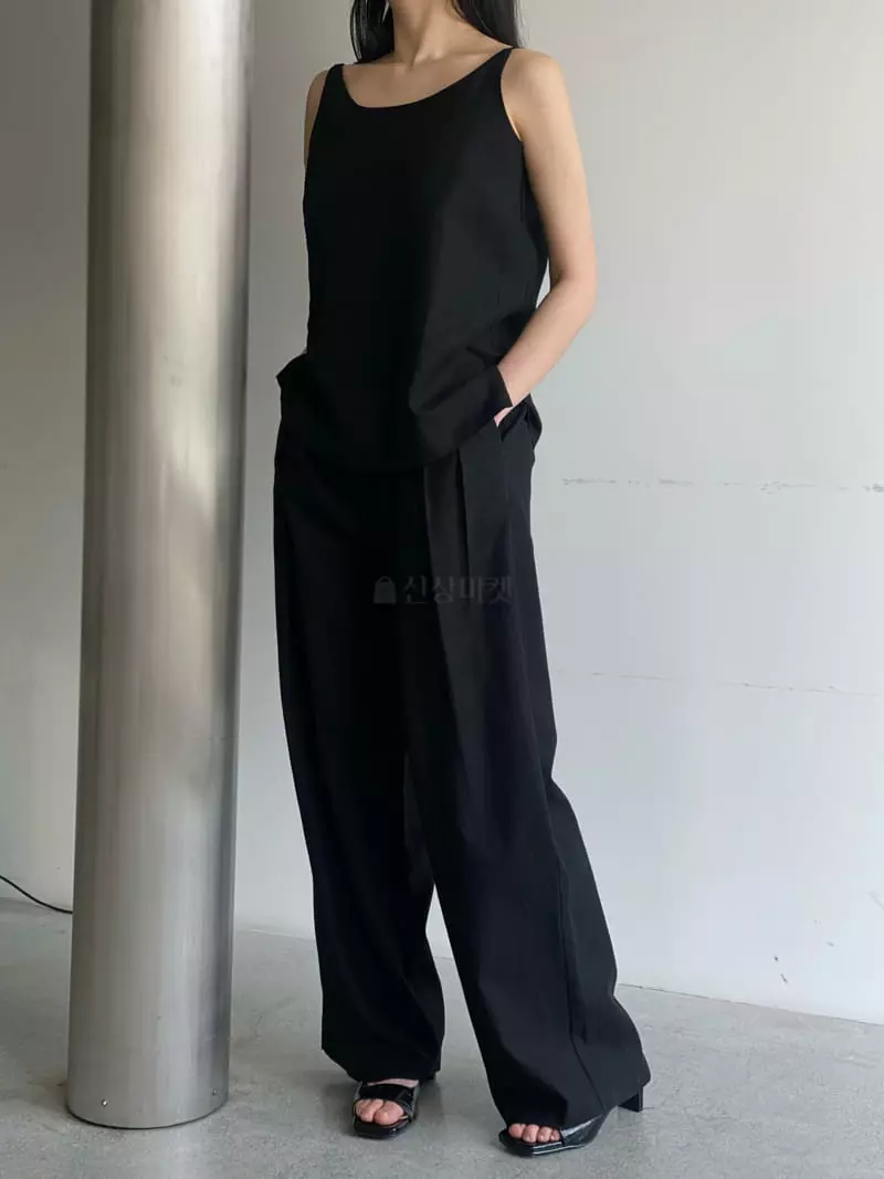 Howl - Korean Women Fashion - #momslook - Wide Two Tuck Pants - 3