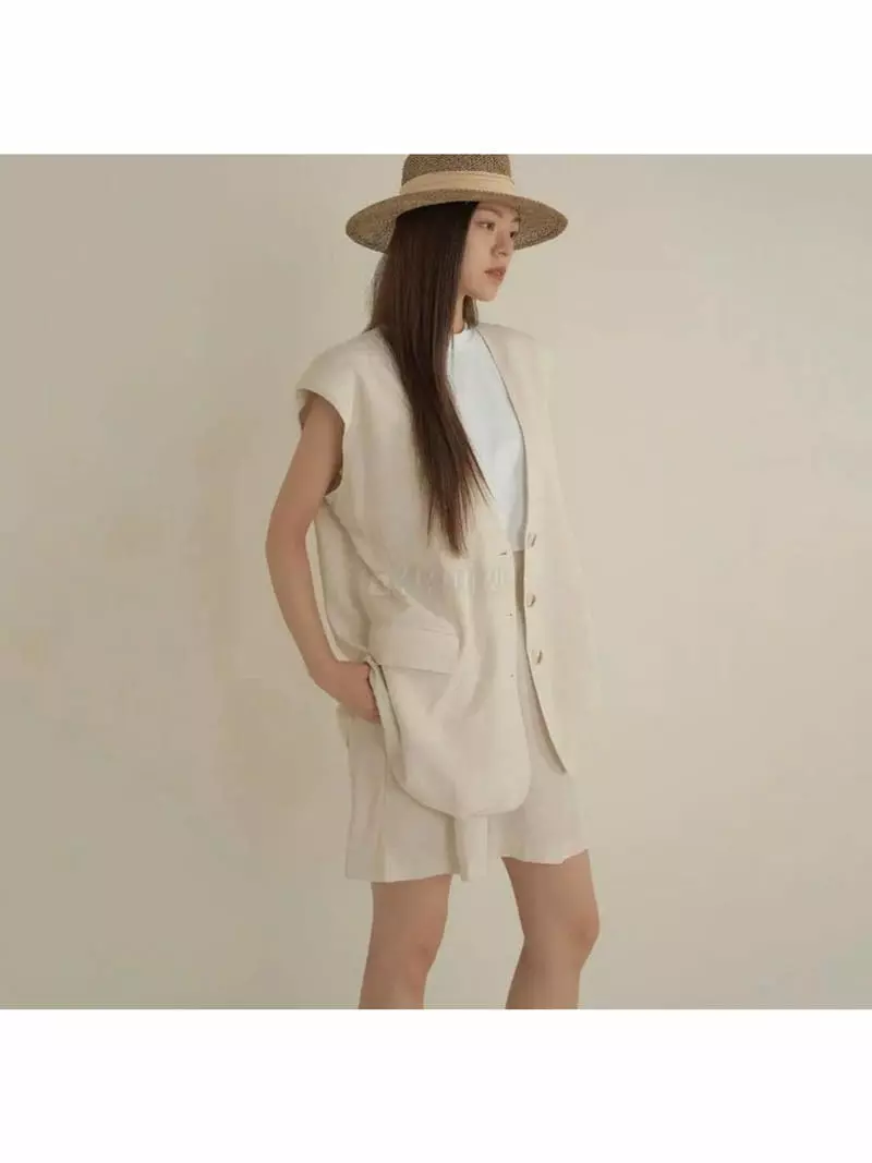 Howl - Korean Women Fashion - #momslook - Over Vest - 2