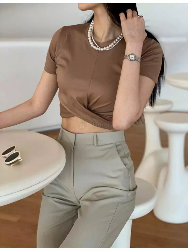 Howl - Korean Women Fashion - #momslook - Twist Tee