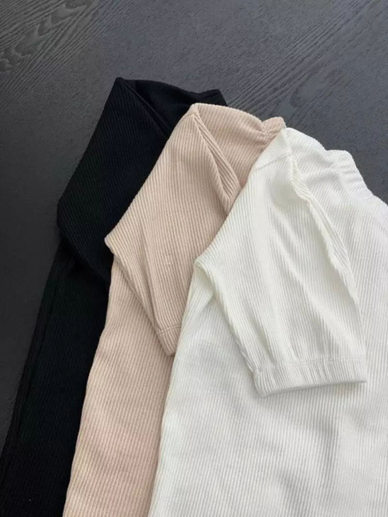 Howl - Korean Women Fashion - #thelittlethings - One Shoulder Tee - 4