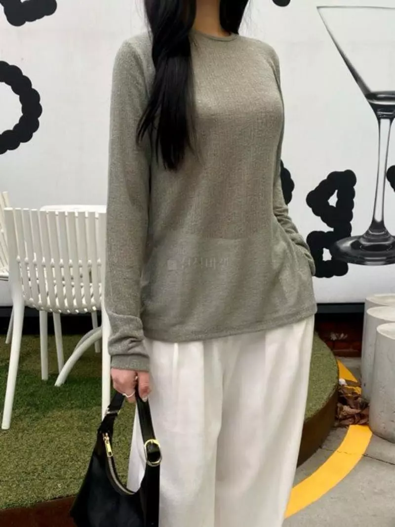 Howl - Korean Women Fashion - #vintagekidsstyle - BALI Slit Long Sleeves Tee - 3