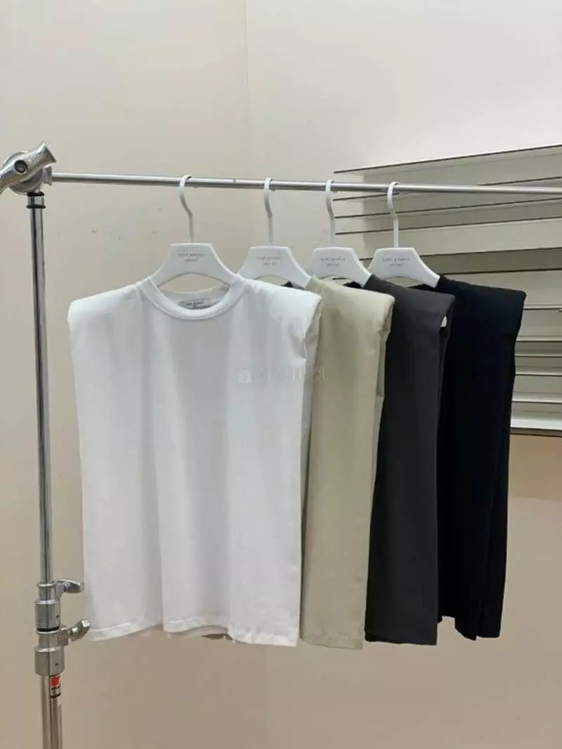Howl - Korean Women Fashion - #womensfashion - Silket Pad Tee - 2