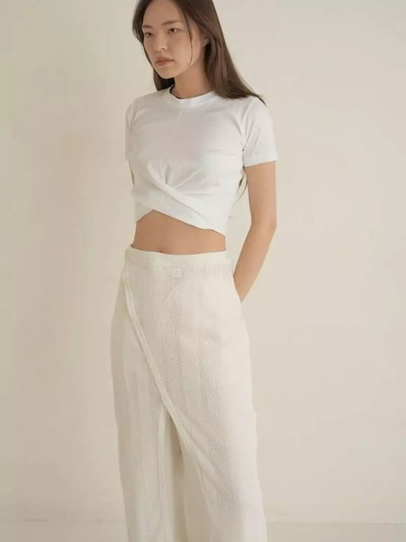 Howl - Korean Women Fashion - #womensfashion - Twist Tee - 3