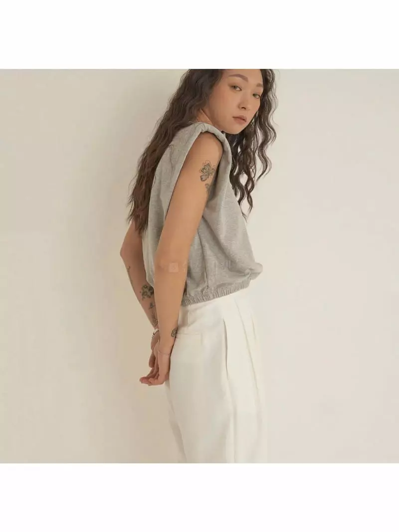 Howl - Korean Women Fashion - #womensfashion - Pad Banding Sleeveless