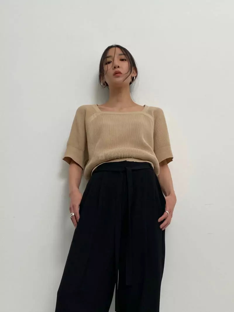 Inni - Korean Women Fashion - #momslook - Square Neck Knit