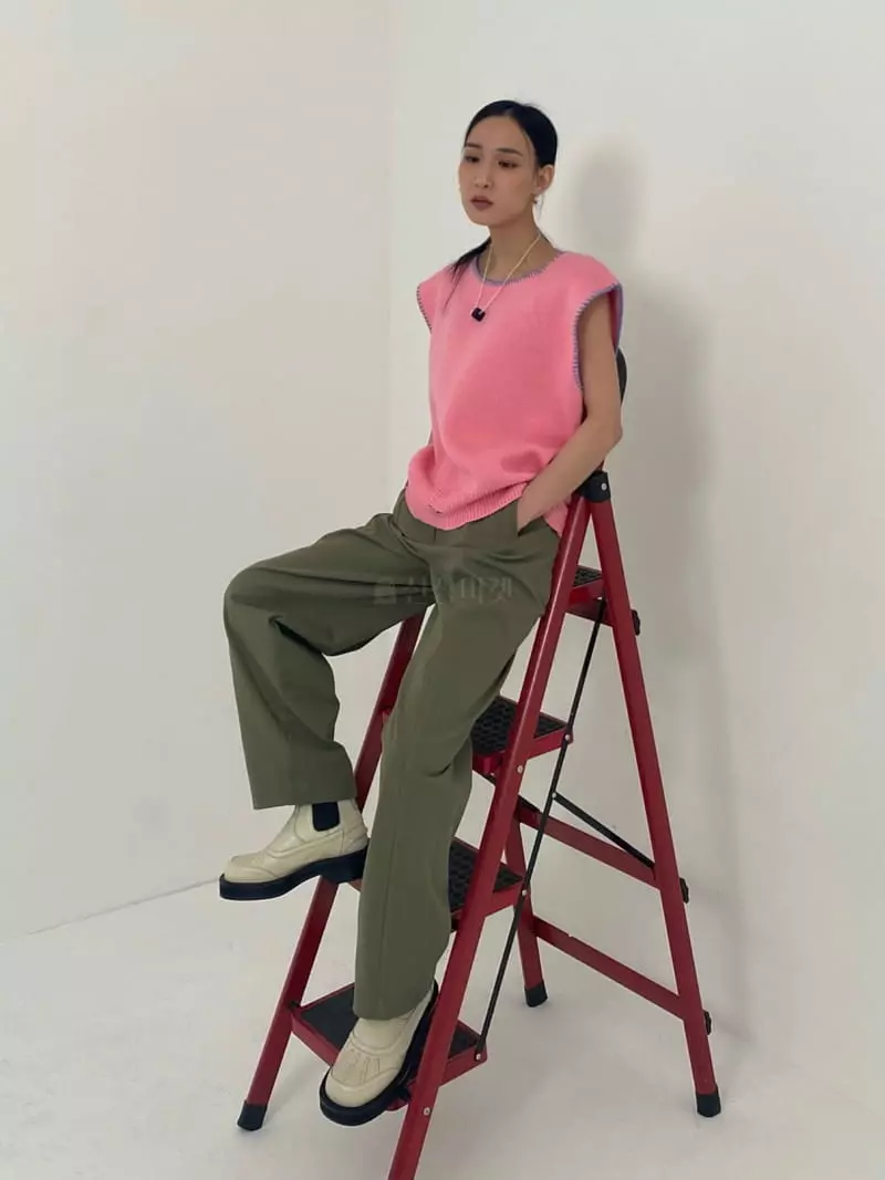 Inni - Korean Women Fashion - #shopsmall - Neadle Vest Knit - 2