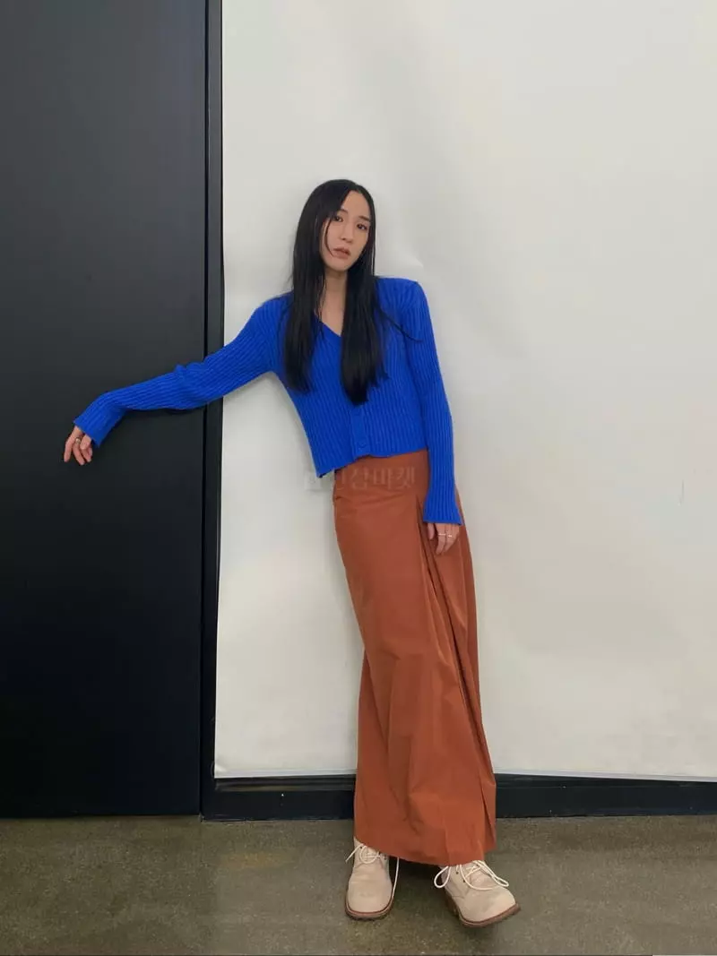 Inni - Korean Women Fashion - #shopsmall - Knit Rib V Cardigan - 4