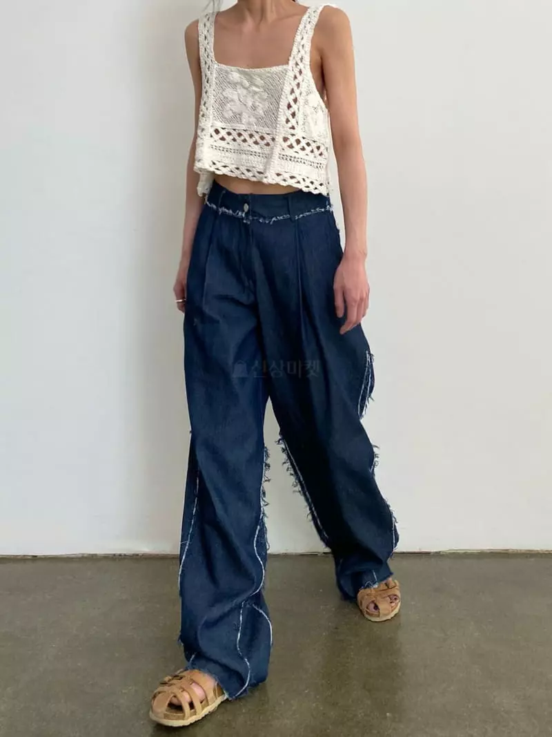 Inni - Korean Women Fashion - #womensfashion - Fringi Jeans - 3