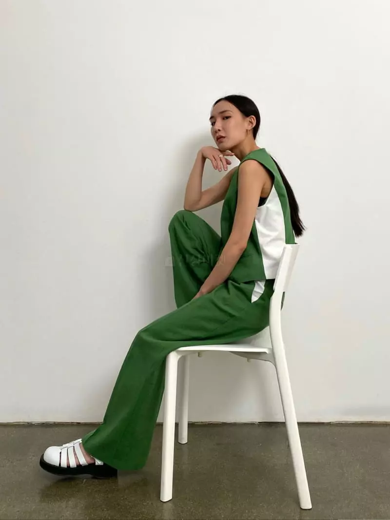 Inni - Korean Women Fashion - #womensfashion - Mark Color Linen Vest Set - 2