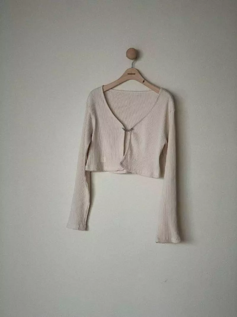Inssense - Korean Women Fashion - #momslook - Chain Rolling Crop Bolero Cardigan  - 4