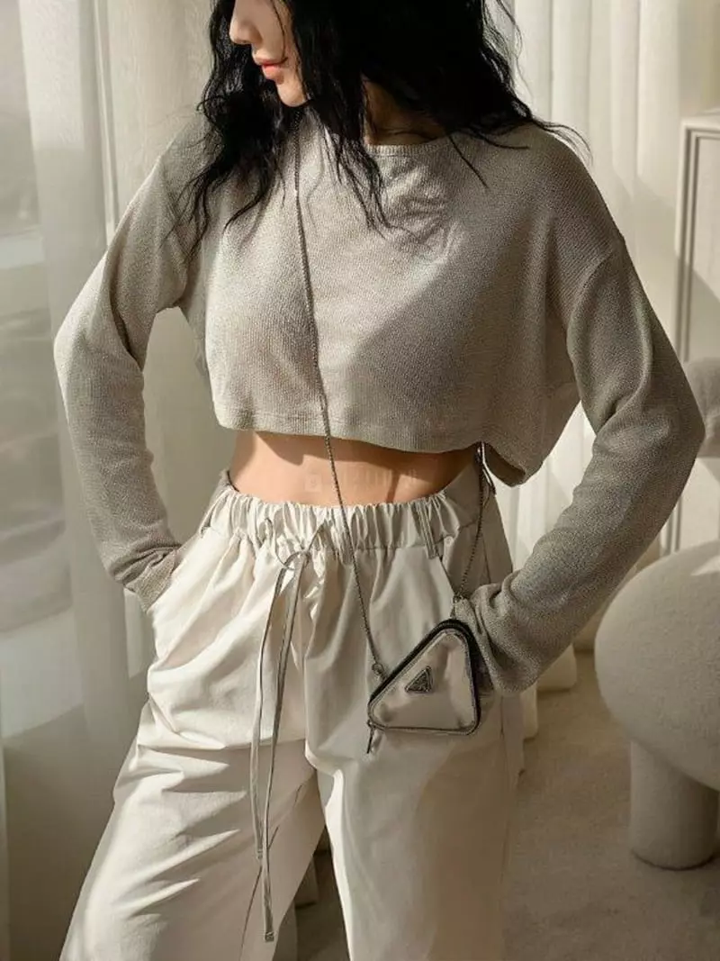 Inssense - Korean Women Fashion - #womensfashion - Back Hole Detail Trinkle Crop Knit - 2