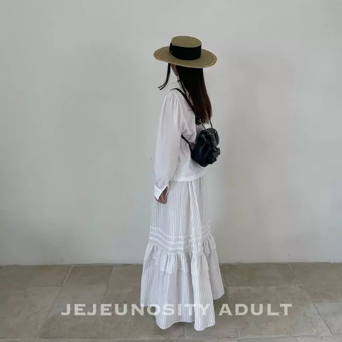 Jejeunosity - Korean Women Fashion - #vintageinspired - Mom Clad Blouse - 2