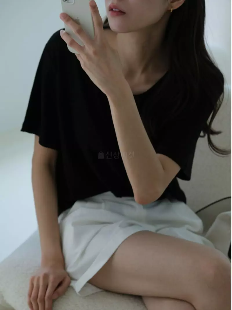 Jinsim - Korean Women Fashion - #momslook - U Neck Tee - 7