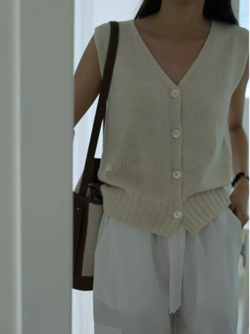 Jinsim - Korean Women Fashion - #womensfashion - And Vest - 5