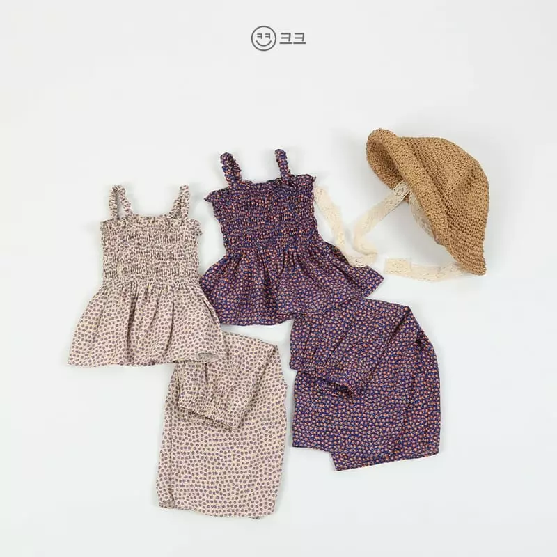 Kk - Korean Children Fashion - #designkidswear - Rollin Smocked Top Bottom Set - 8