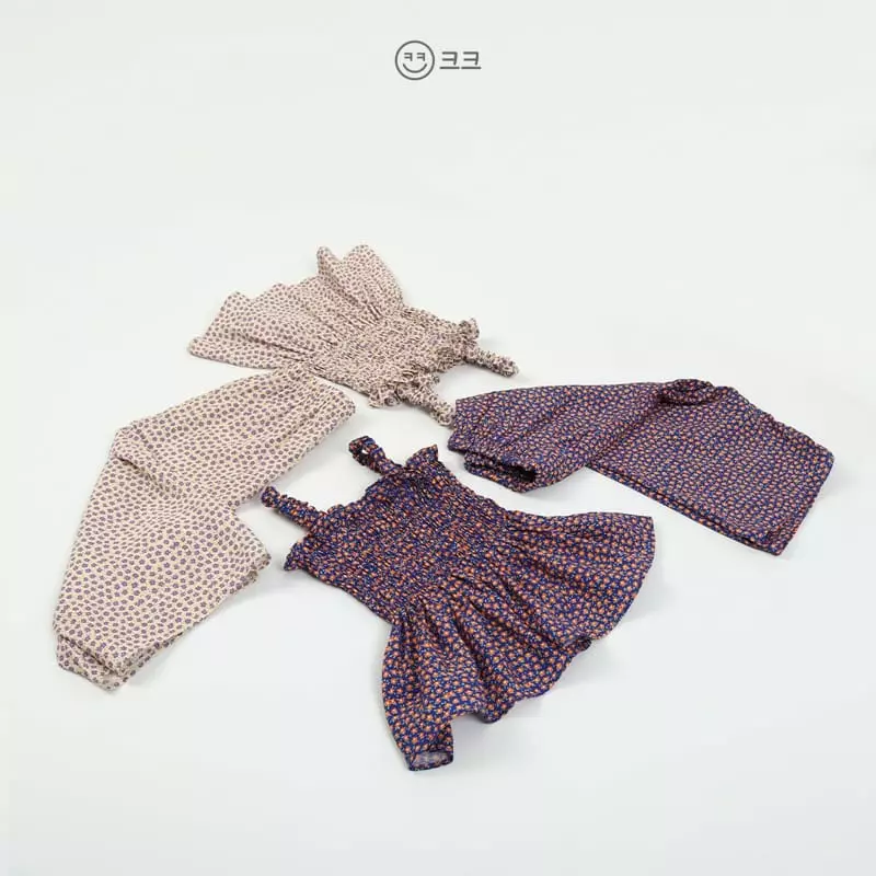 Kk - Korean Children Fashion - #kidsshorts - Rollin Smocked Top Bottom Set - 11