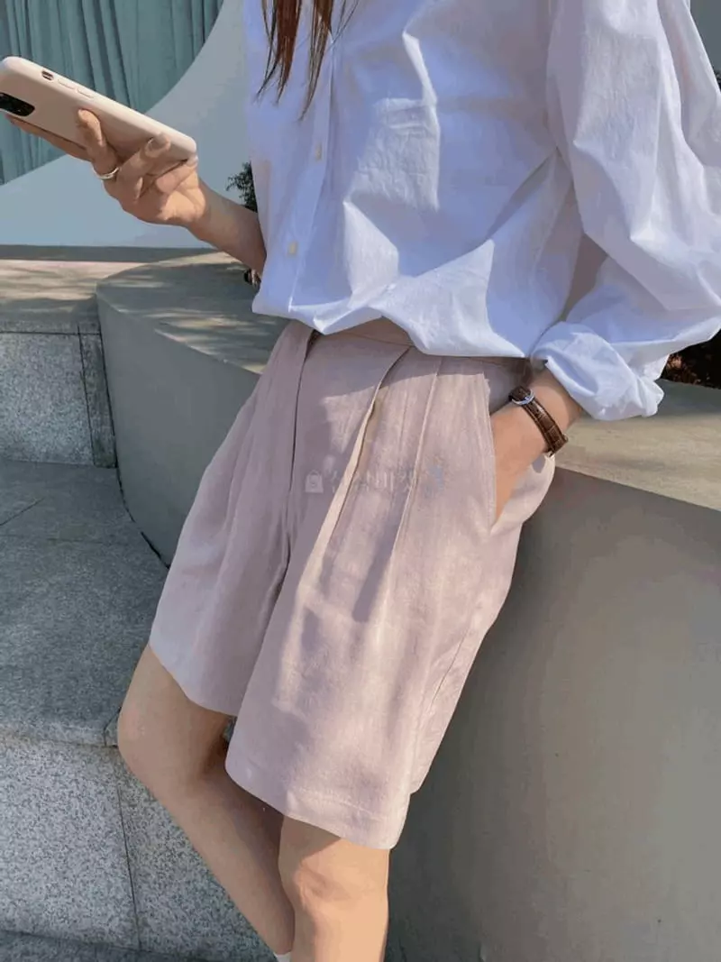 Knock - Korean Women Fashion - #momslook - Linen Shorts - 3