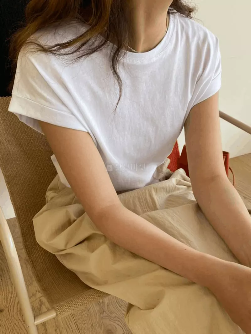 Knock - Korean Women Fashion - #thelittlethings - Roll-up Tee - 4
