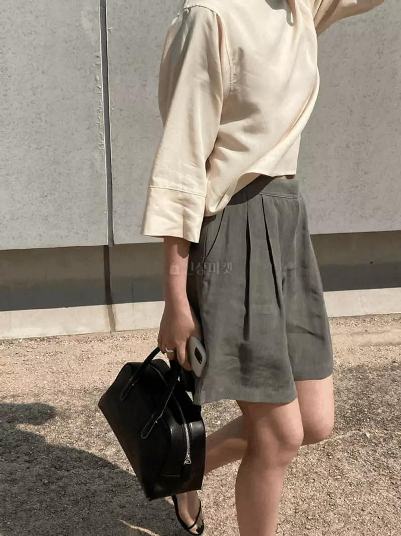 Knock - Korean Women Fashion - #thatsdarling - Linen Shorts
