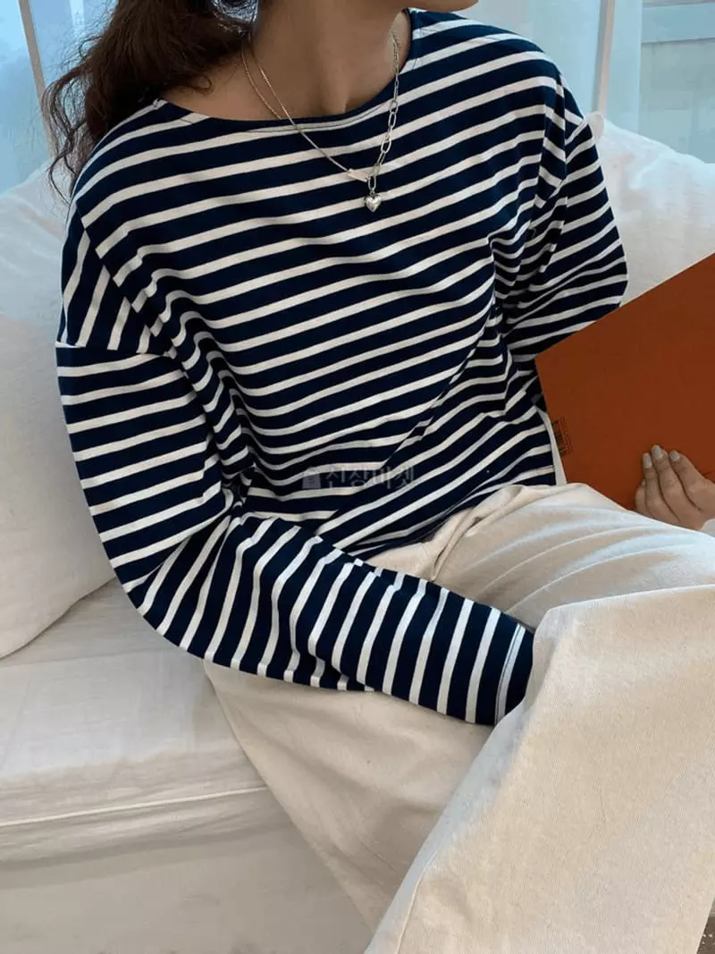 Knock - Korean Women Fashion - #vintageinspired - Stripes Tee - 3