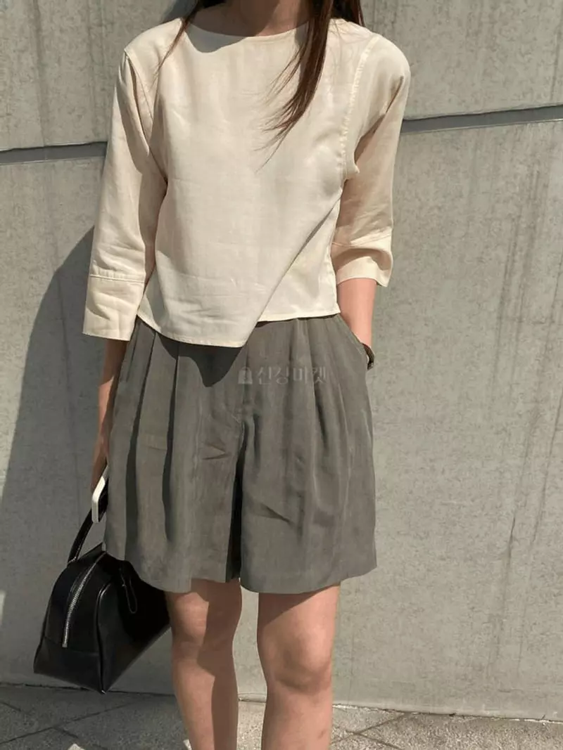 Knock - Korean Women Fashion - #momslook - Linen Shorts - 4
