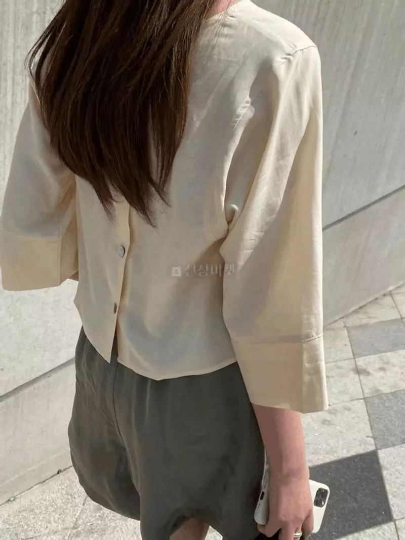 Knock - Korean Women Fashion - #womensfashion - Lindi Blouse - 3