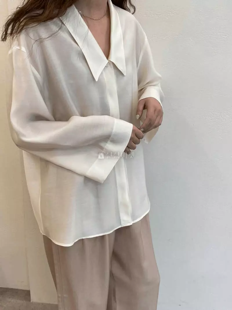 Knock - Korean Women Fashion - #womensfashion - Collar Blouse