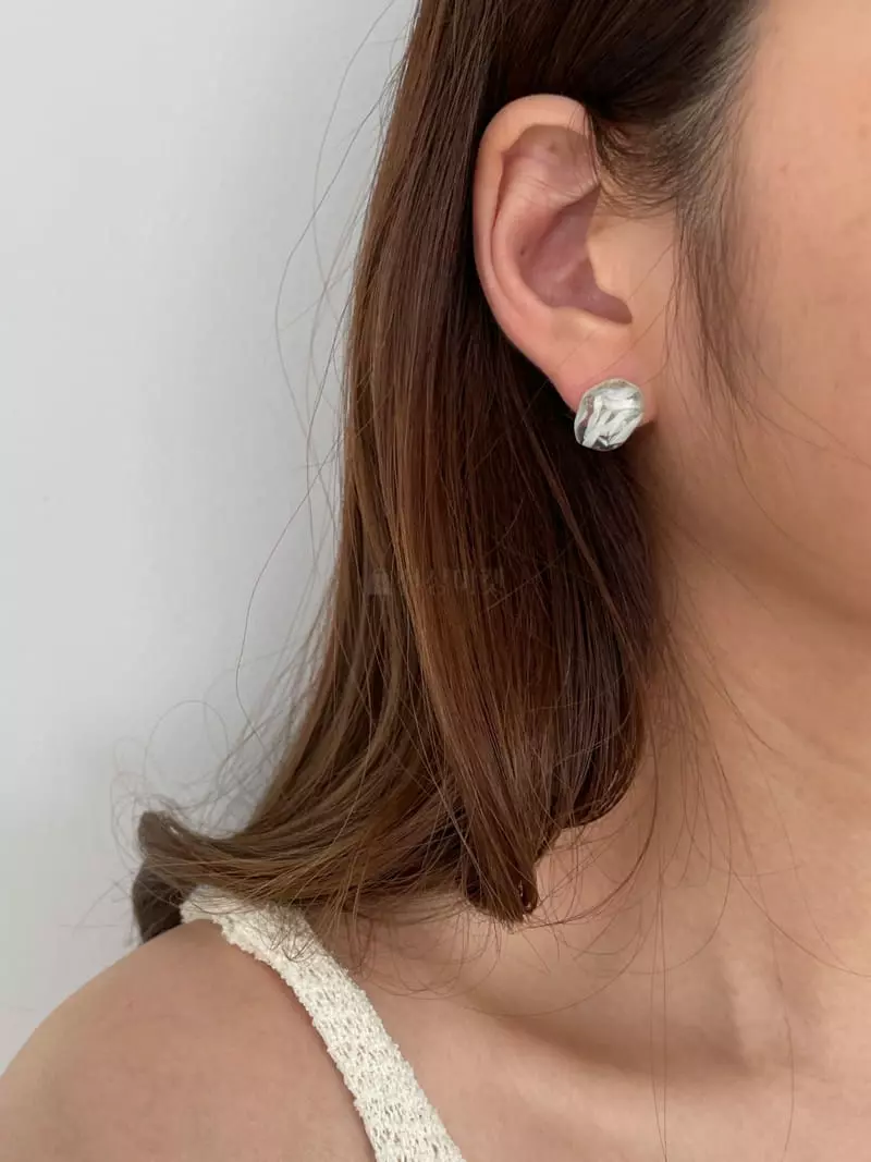 Lapin - Korean Women Fashion - #womensfashion - Leaf Earring - 4