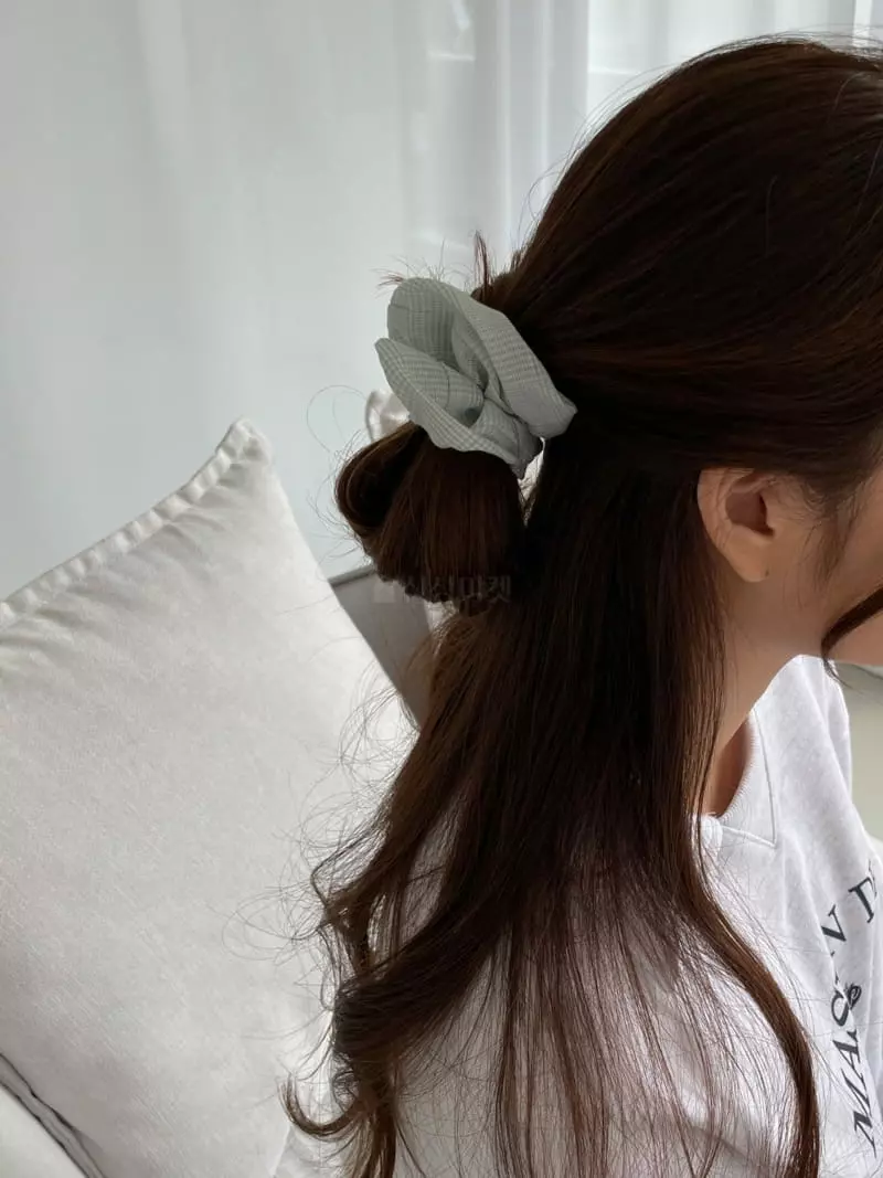 Lapin - Korean Women Fashion - #momslook - Small Check Hairring - 4