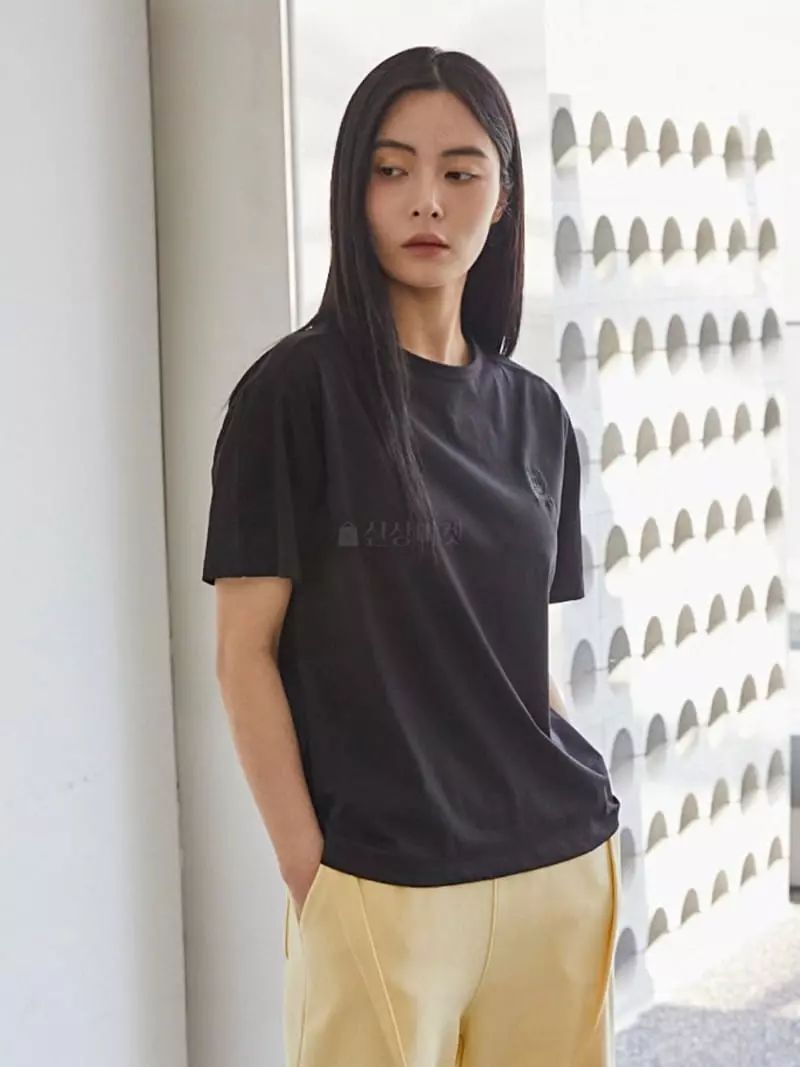 Le Ppl - Korean Women Fashion - #momslook - Block Tee - 3