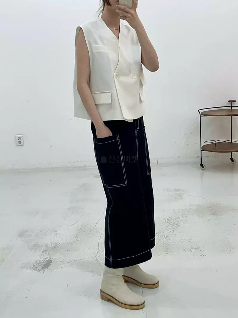 Le Ppl - Korean Women Fashion - #romanticstyle - Studio Vest  - 2