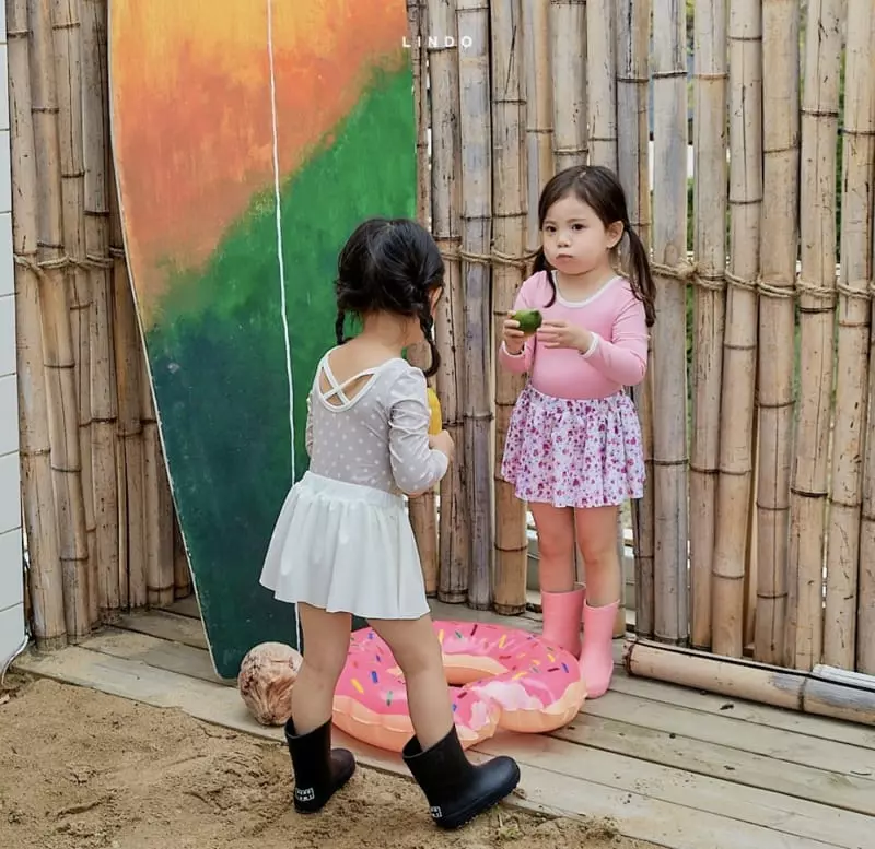 Lindo - Korean Children Fashion - #kidzfashiontrend - Bli Skirt Swimwear with Hat - 8