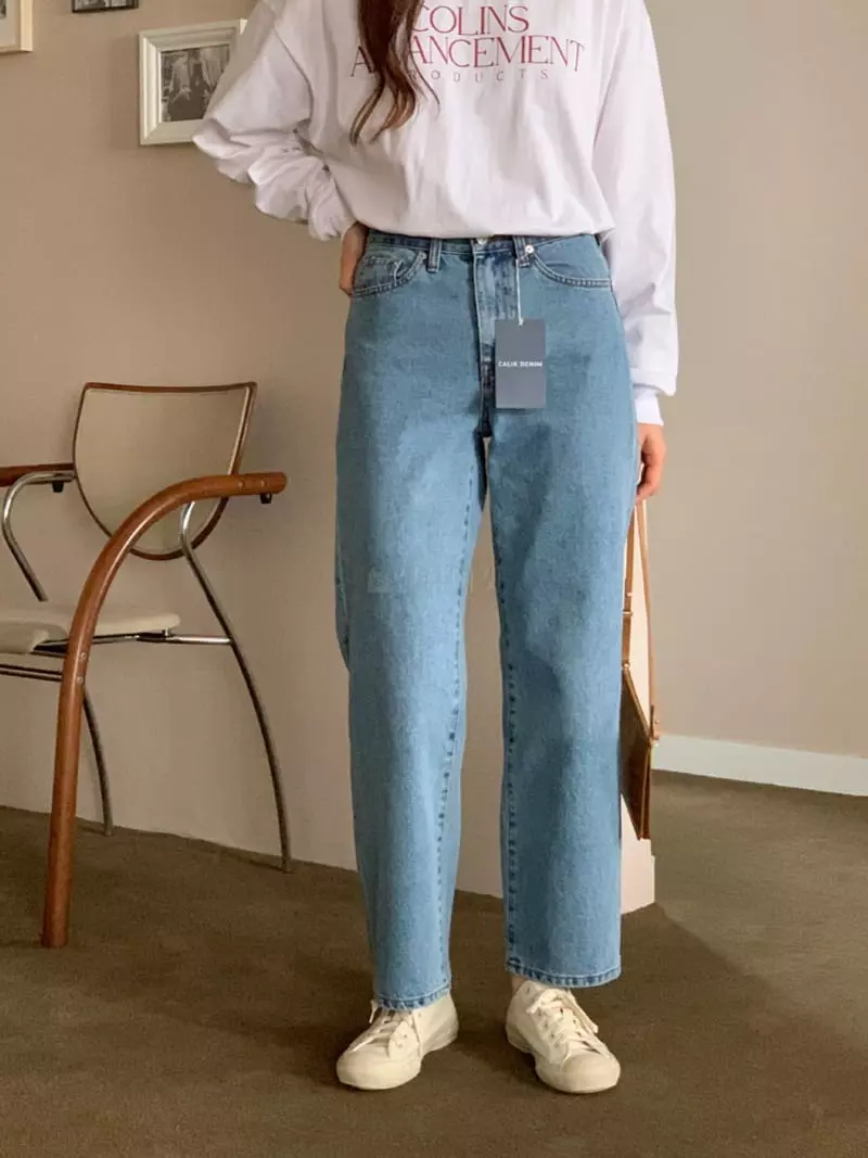 Loringrei - Korean Women Fashion - #momslook - Chalic Glan Jeans - 3