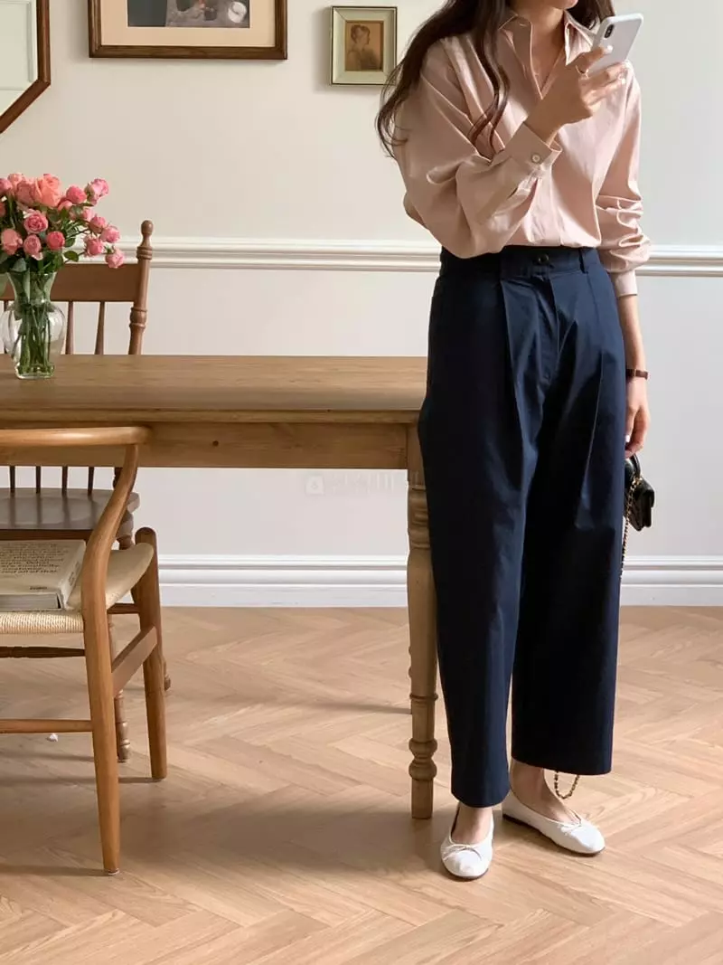 Loringrei - Korean Women Fashion - #momslook - Bijou Pintuck Pants - 3