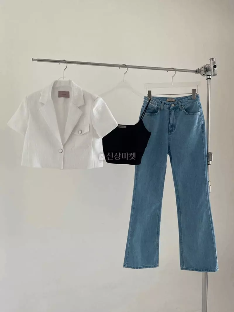 Lovemoment - Korean Women Fashion - #restrostyle - Semi High Bootscut Jeans - 2