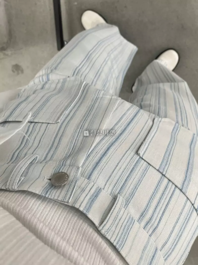 Lovemoment - Korean Women Fashion - #vintageinspired - Stripes Pocket Jeans