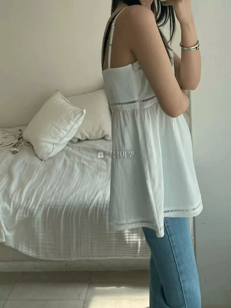Lovemoment - Korean Women Fashion - #momslook - Lilly Lace Sleeveless - 4