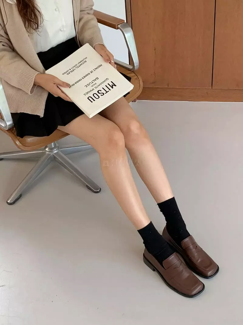Lowkun - Korean Women Fashion - #romanticstyle - Y0001 Basic Loafer - 4