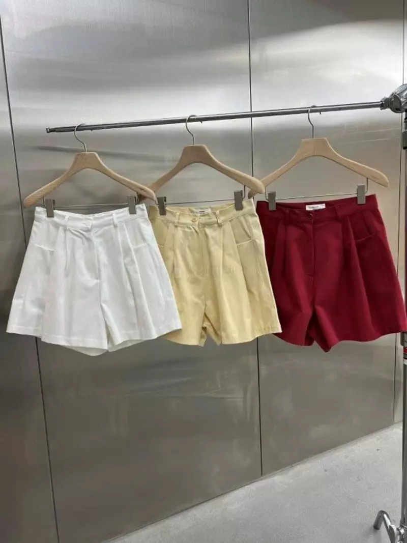 Maint - Korean Women Fashion - #momslook - Currot Shorts - 3
