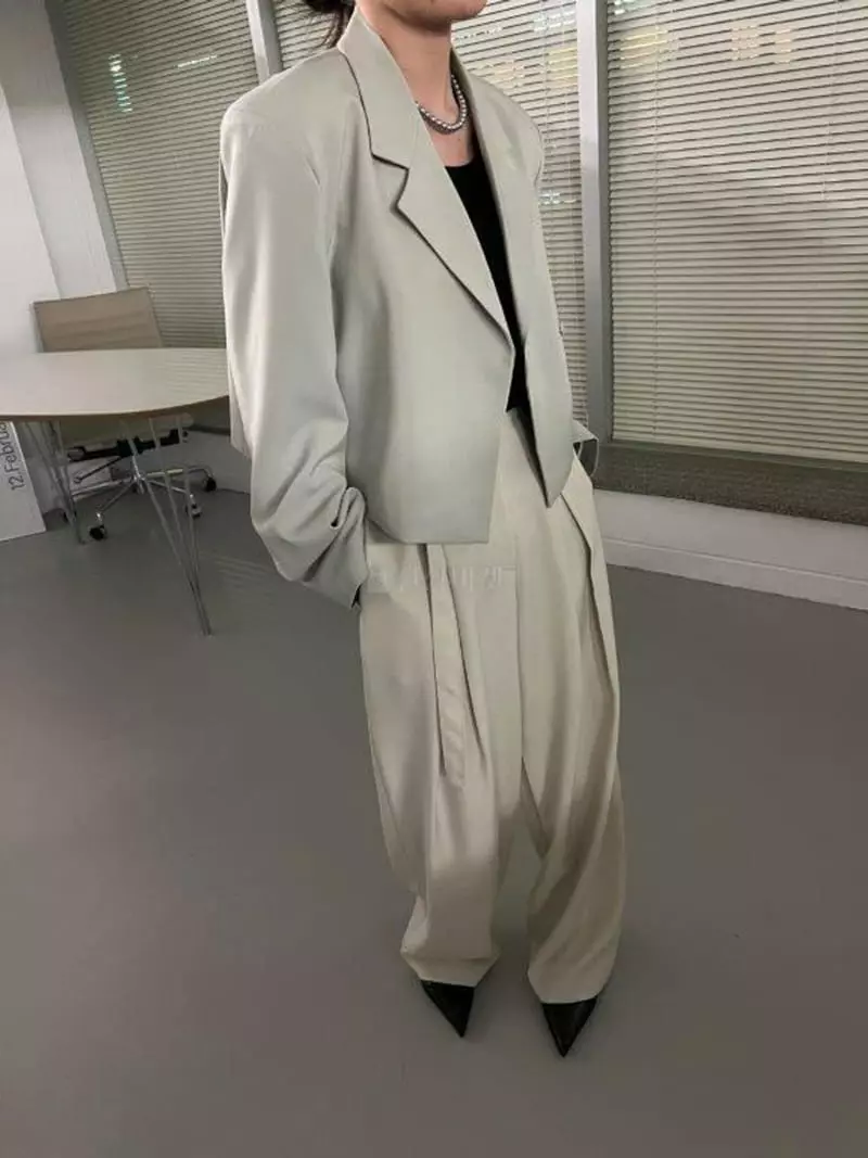 Maint - Korean Women Fashion - #pursuepretty - Rona Crop Jacket