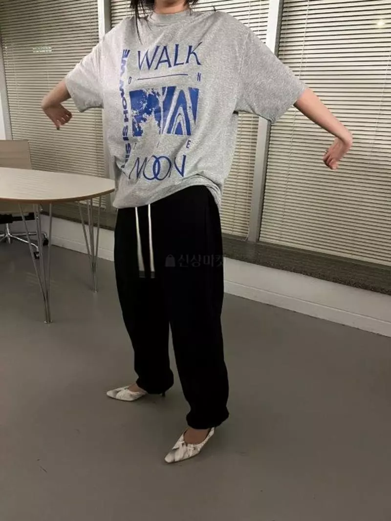 Maint - Korean Women Fashion - #vintageinspired - Walk Tee