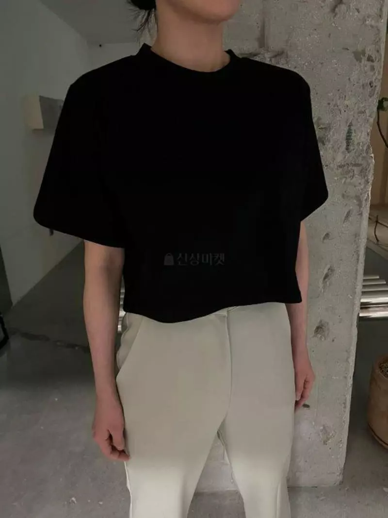 Maint - Korean Women Fashion - #vintageinspired - Luna Crop Tee - 2