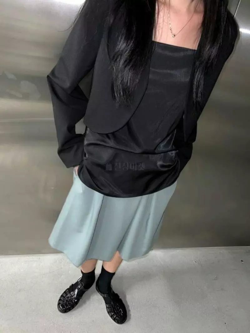 Maint - Korean Women Fashion - #momslook - Roren Sleeveless - 4