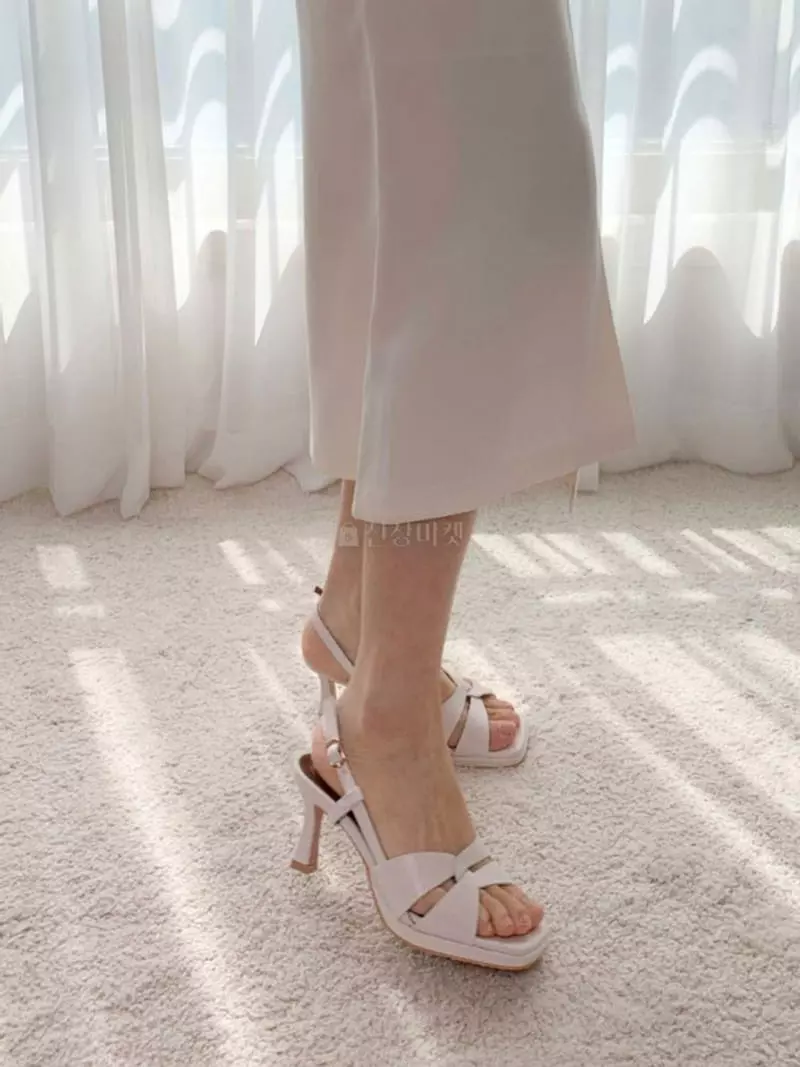 Mario - Korean Women Fashion - #momslook - 5168 Simple Sandals