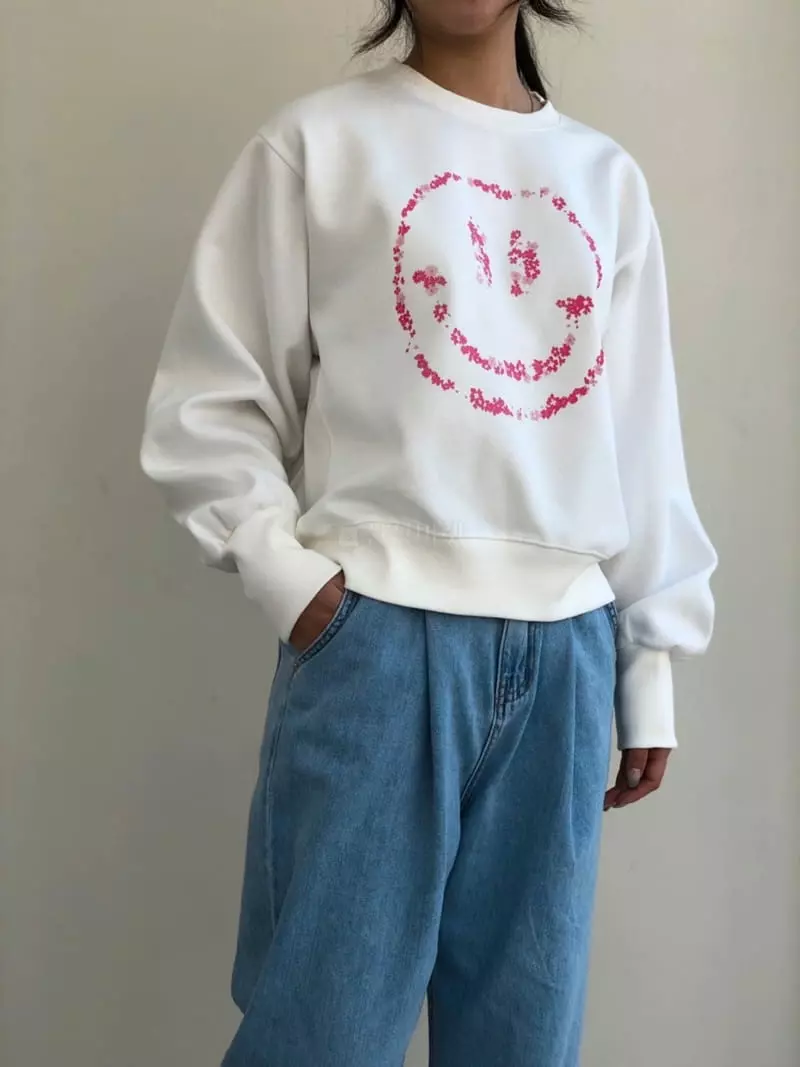 Matilda - Korean Women Fashion - #momslook - Flower Smile Tee - 2