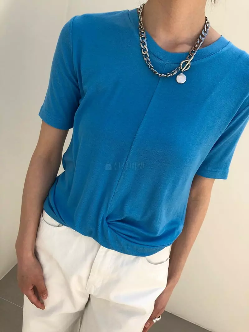 Matilda - Korean Women Fashion - #momslook - Twist Tee - 2