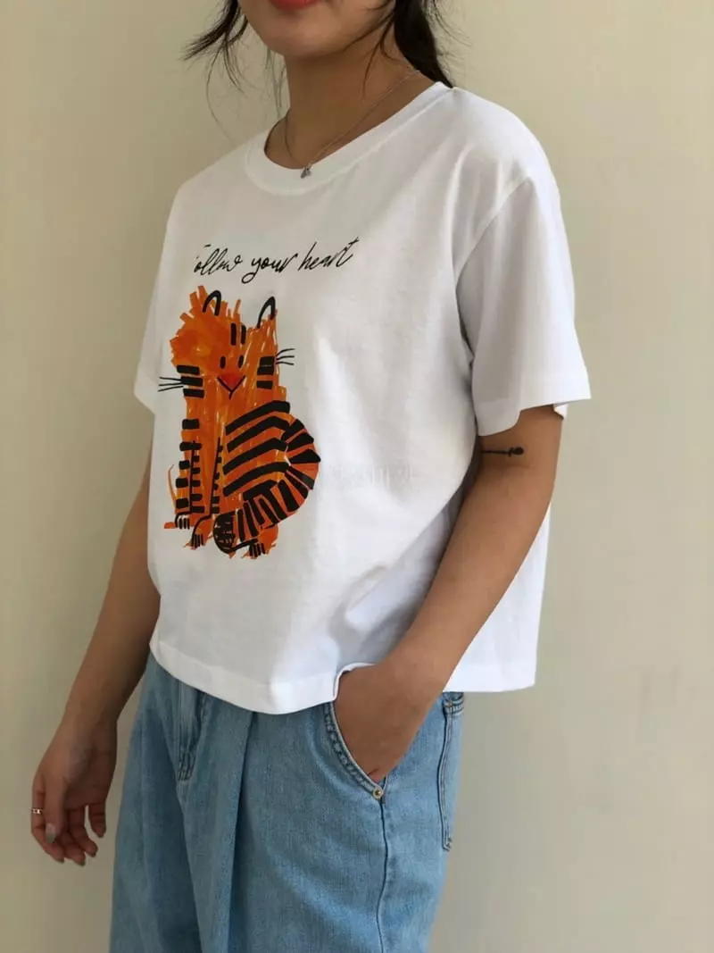 Matilda - Korean Women Fashion - #momslook - Cuty Tiger Tee - 3